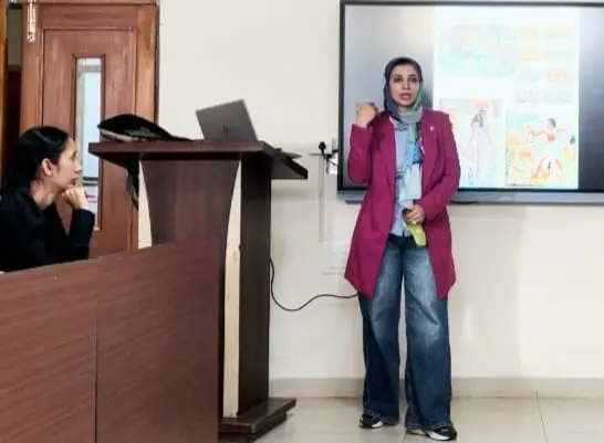 طلاب جامعتي الأقصر الحكومية والأهلية يشاركون في فعاليات الأسبوع العالمي بالهند - 1000492852
