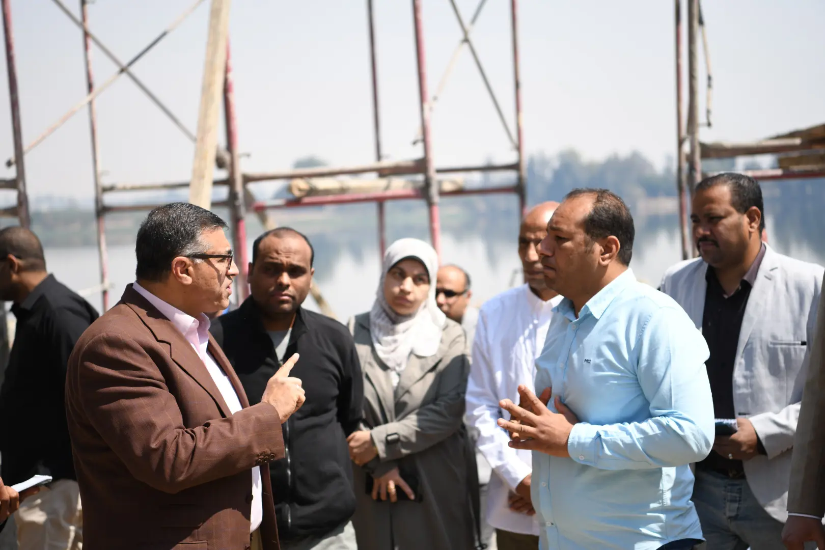 محافظ قنا يتفقد مشروعات السياحة الريفية بـ "دندرة" ويوجه بسرعة الانتهاء من أعمال تطوير المرسى - 1000499375