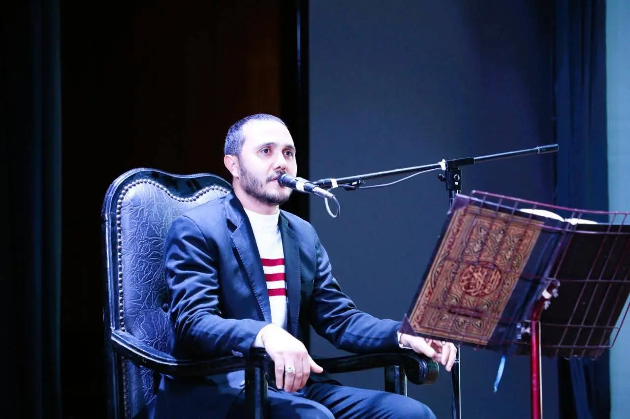 محافظ المنيا يكرم حفظة القرآن من المعلمين خلال فعاليات “محاكاة دولة التلاوة” - 1000505534