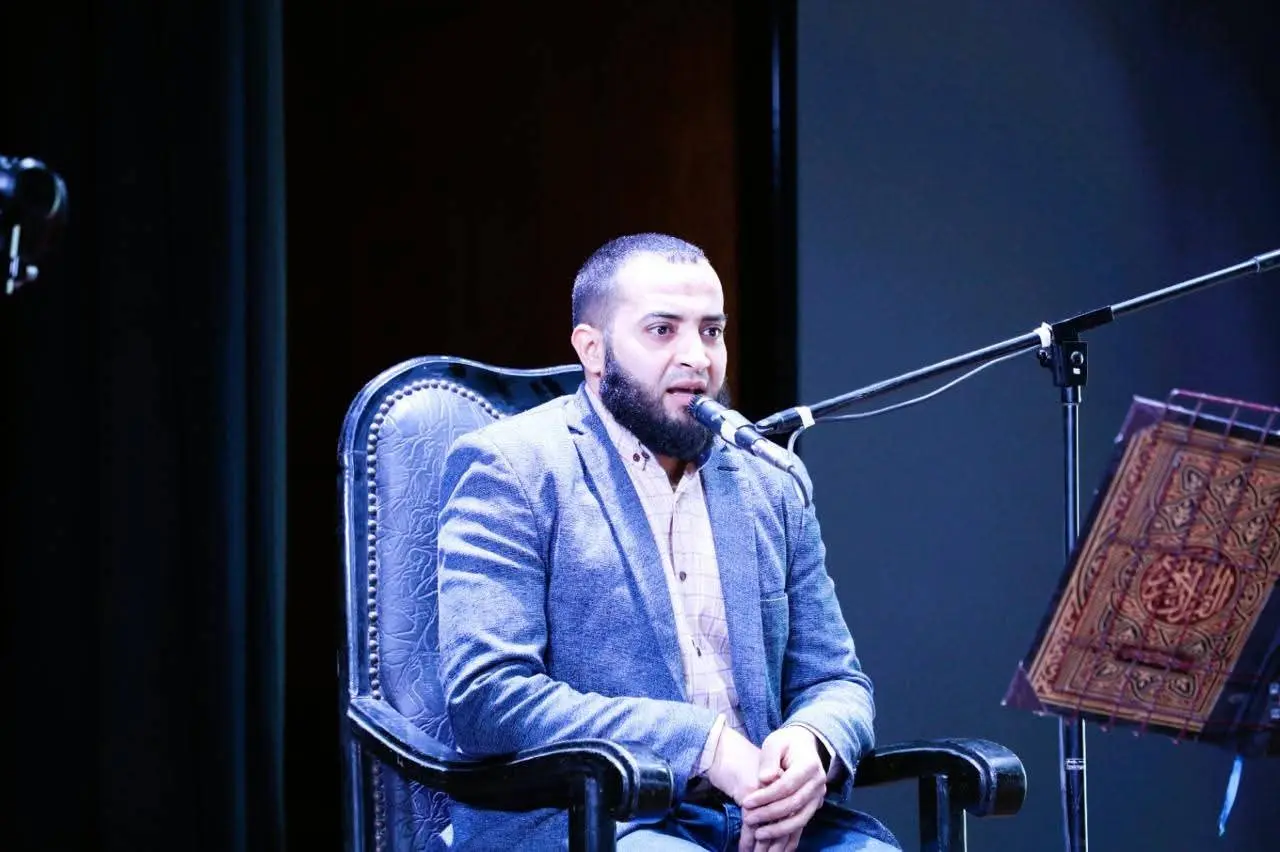 محافظ المنيا يكرم حفظة القرآن من المعلمين خلال فعاليات “محاكاة دولة التلاوة” - 1000505540