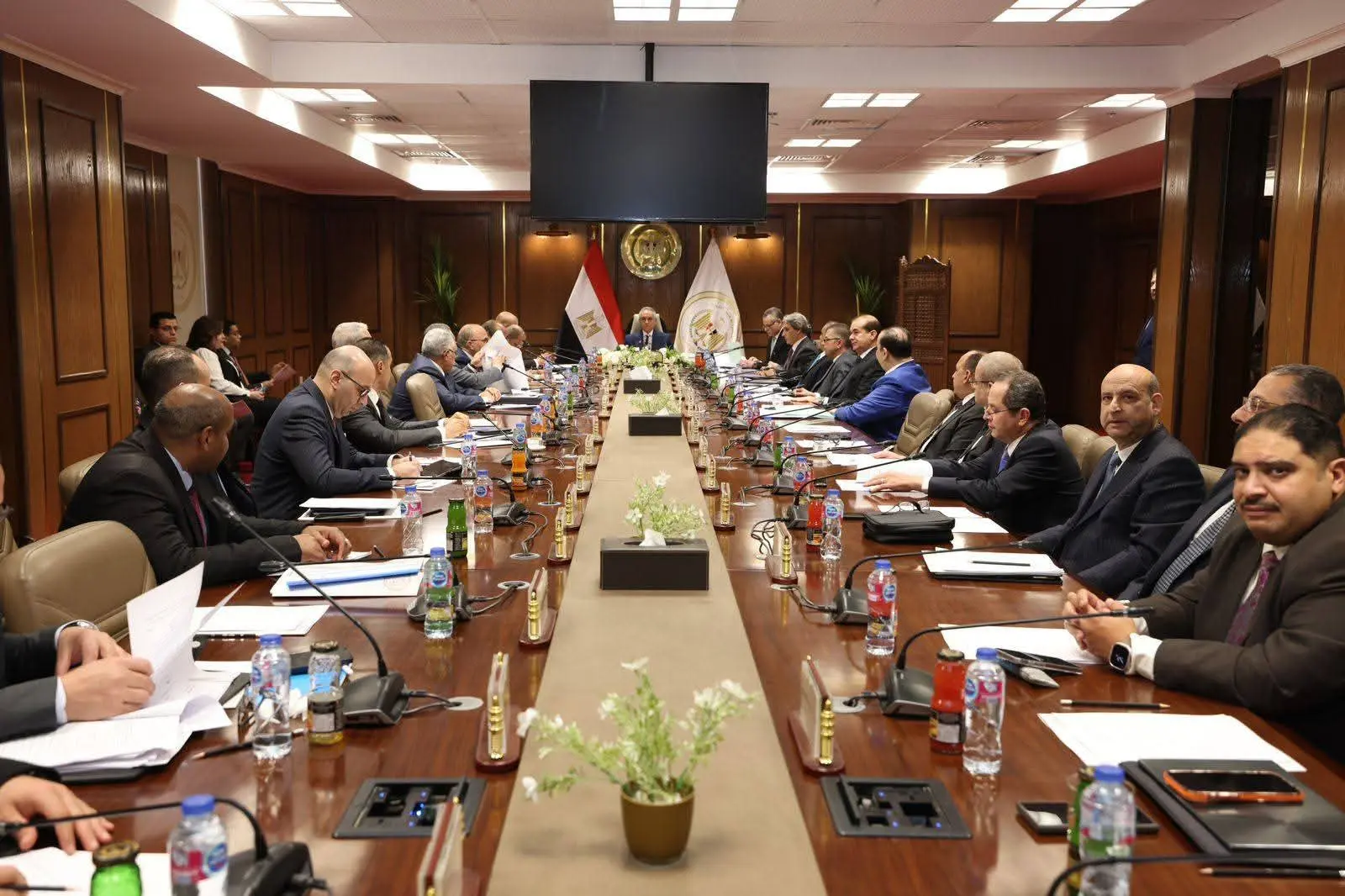 وزير العدل يفتتح فعاليات الحوار المجتمعى حول قياس أثر قانون مكافحة الإتجار بالبشر - 1000505674