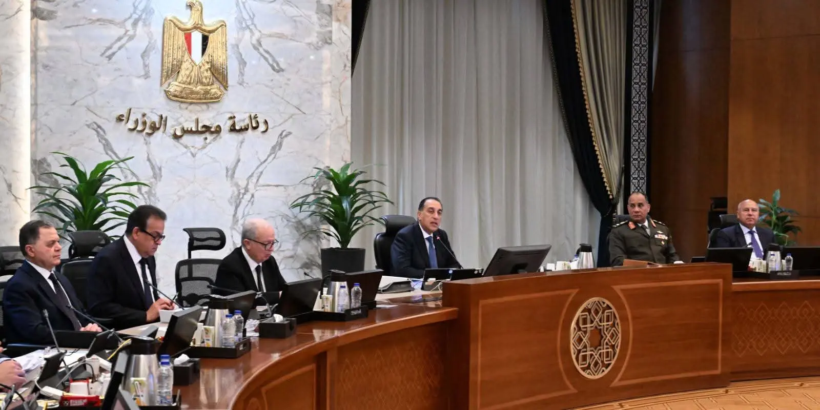 مجلس الوزراء يُثمن منح الرئيس السيسي وسام الأمير نايف للأمن العربي من الدرجة الممتازة - 1000509900