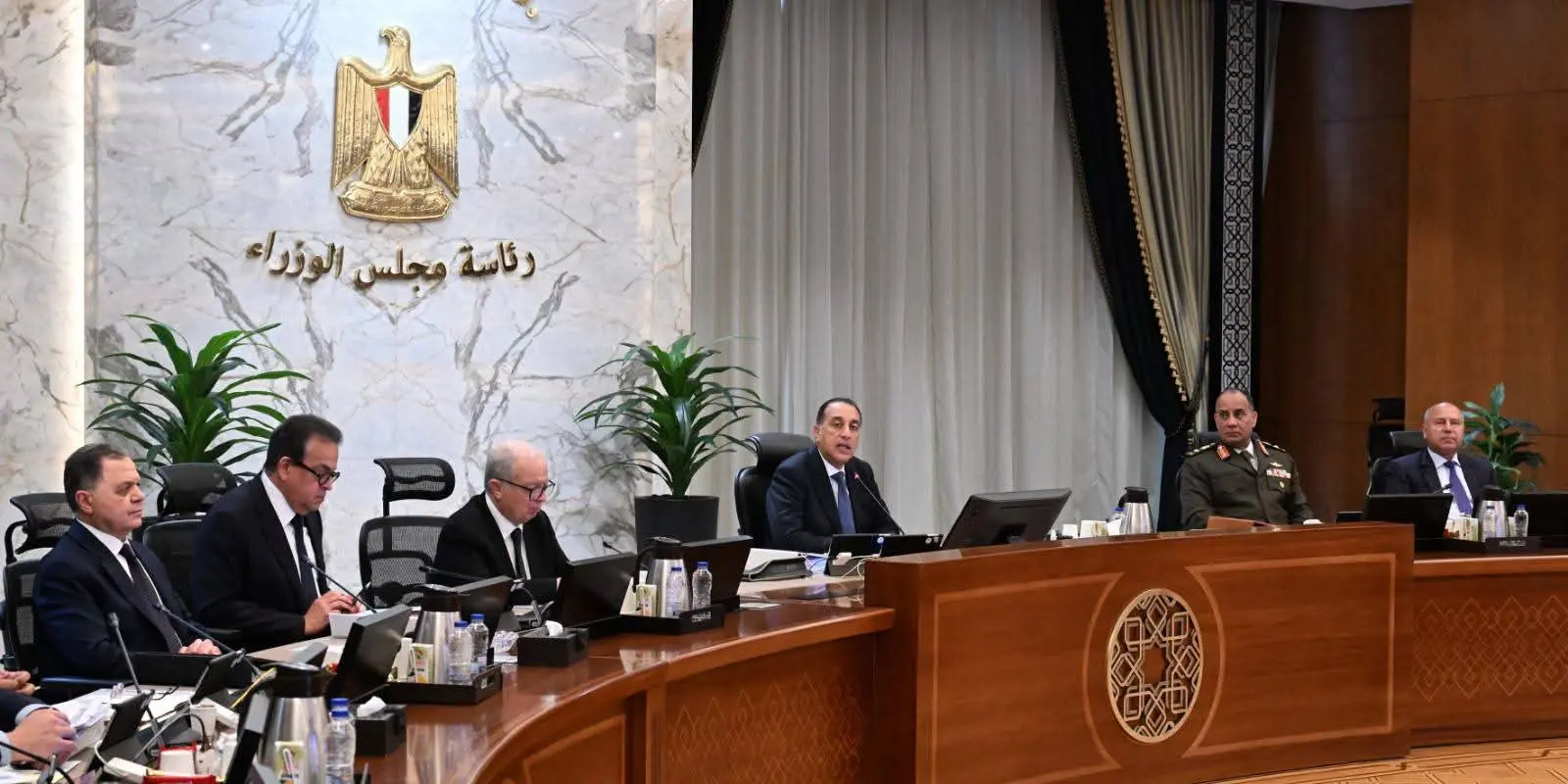 مجلس الوزراء يُثمن منح الرئيس السيسي وسام الأمير نايف للأمن العربي من الدرجة الممتازة - 1000509902