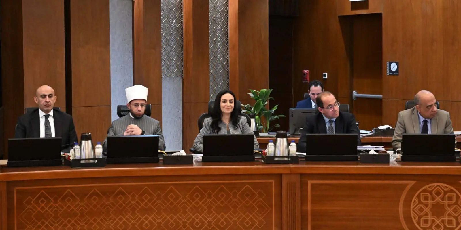 مجلس الوزراء يُثمن منح الرئيس السيسي وسام الأمير نايف للأمن العربي من الدرجة الممتازة - 1000509905