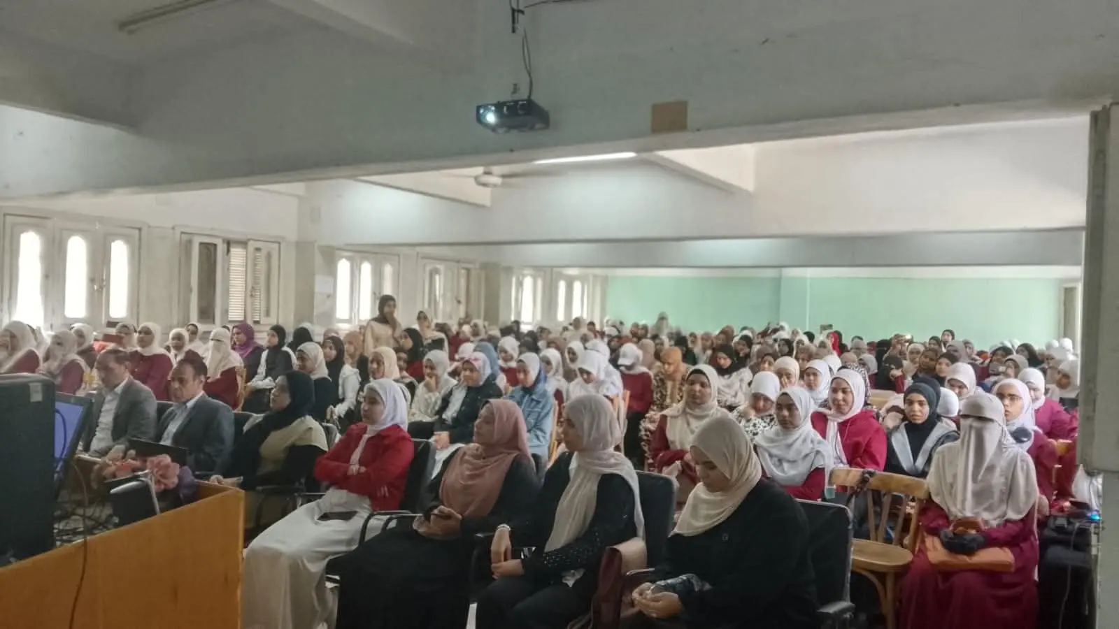 قافلة دعوية لمجمع البحوث الإسلامية بكلية البنات الأزهرية بقنا - 1000510293