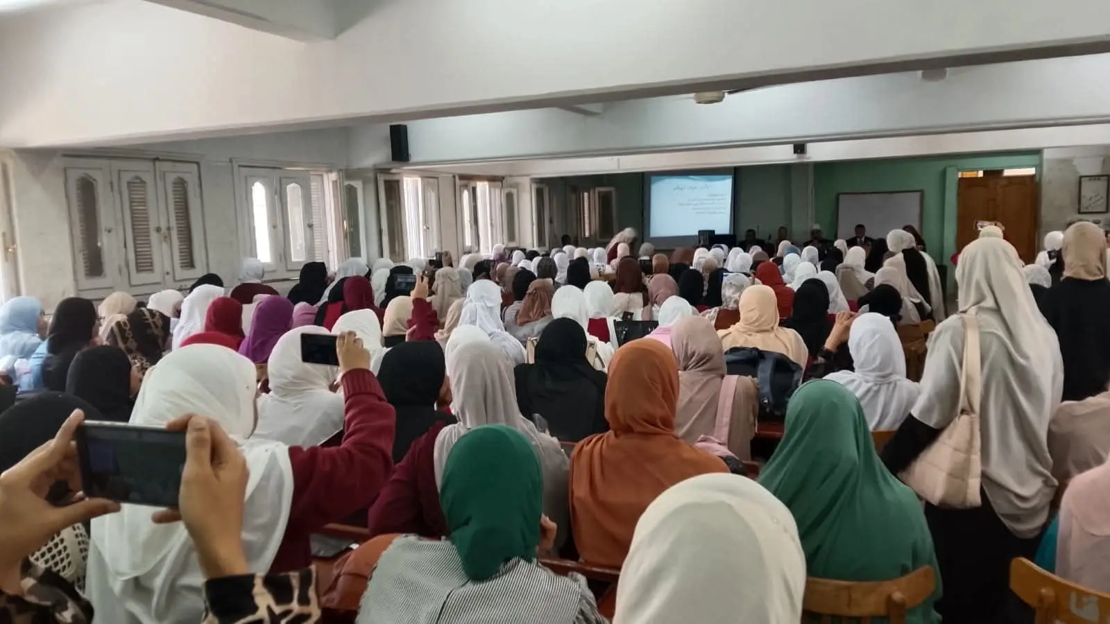 قافلة دعوية لمجمع البحوث الإسلامية بكلية البنات الأزهرية بقنا - 1000510294