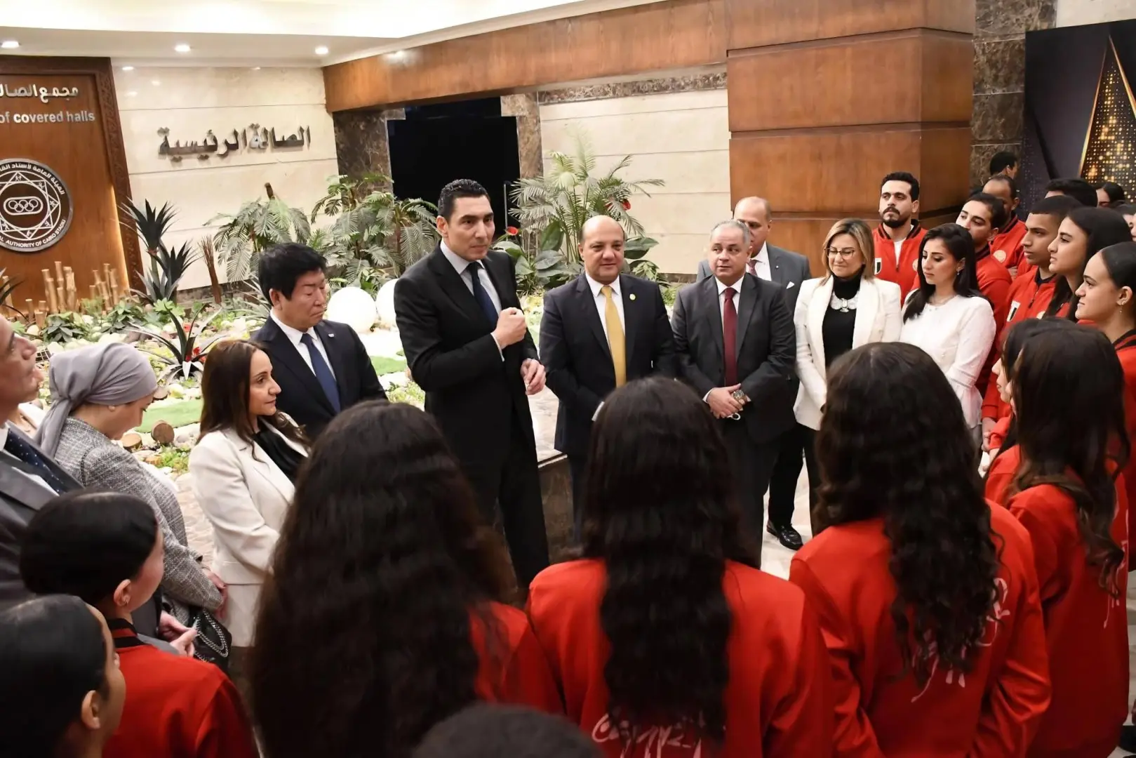 وزير الشباب والرياضة يلتقي لاعبي منتخب الجمباز ويحثهم على تحقيق أفضل النتائج في بطولة أفريقيا - 1000514338
