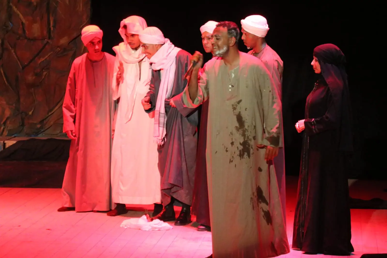 "تغريب" و"جسور" على مسرح شباب الجنوب بقنا - 1000519484