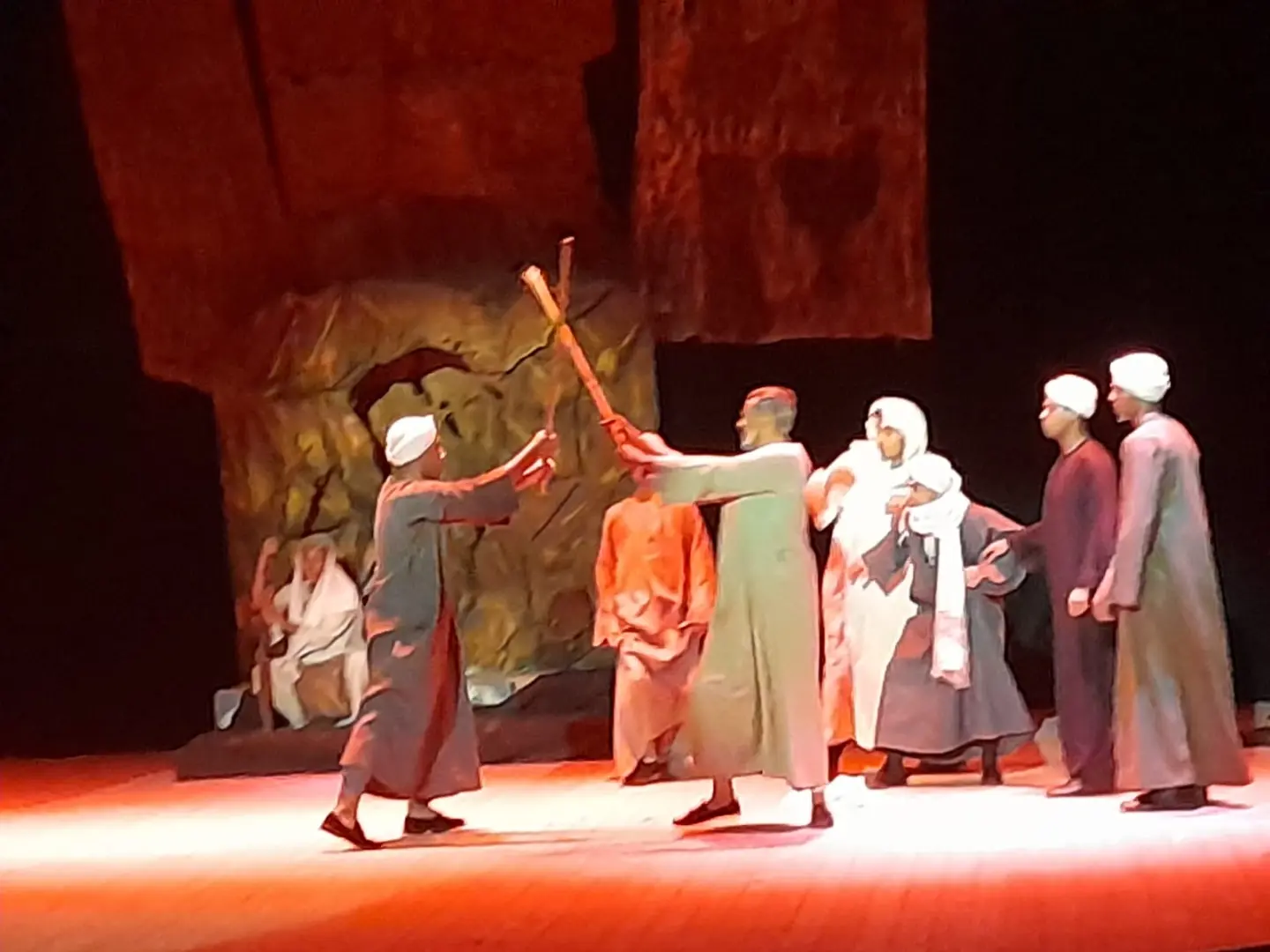 "تغريب" و"جسور" على مسرح شباب الجنوب بقنا - 1000519493
