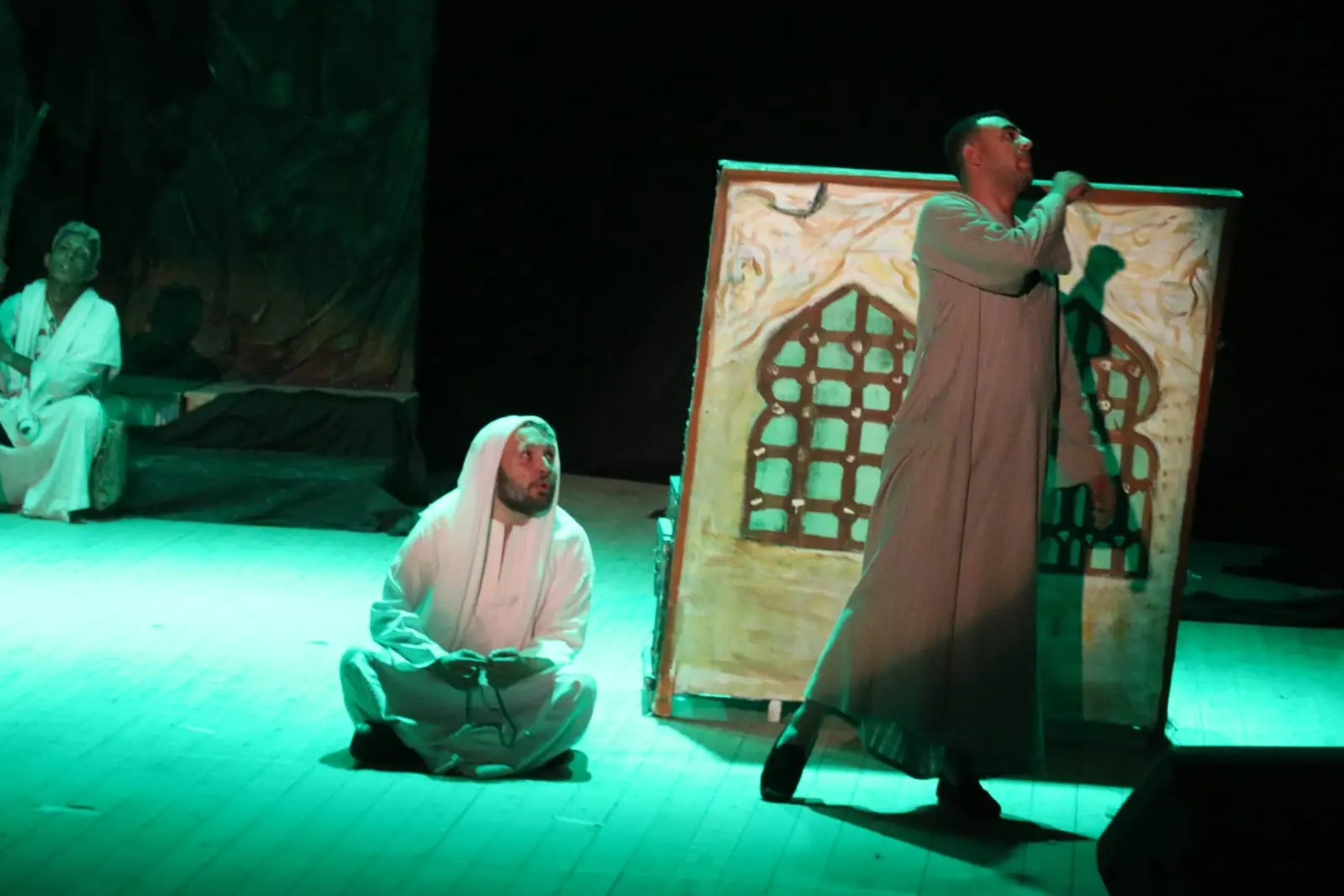 "تغريب" و"جسور" على مسرح شباب الجنوب بقنا - 1000519502