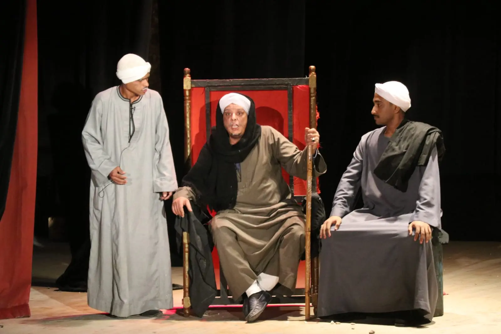 "تغريب" و"جسور" على مسرح شباب الجنوب بقنا - 1000519520