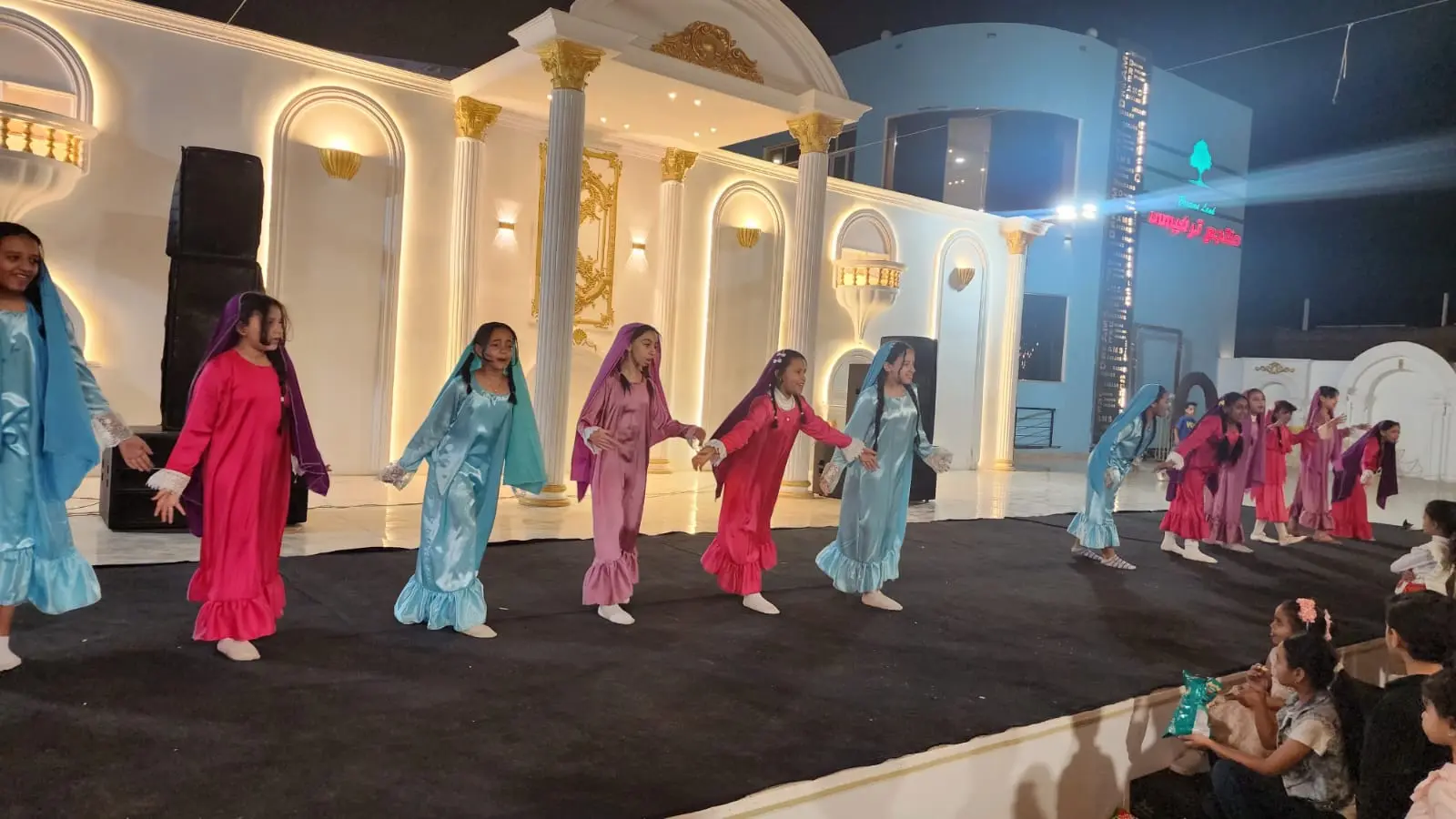 عروض مسرح شباب الجنوب تصل إلى المدن الجديدة بقنا بعروض تفاعلية للأطفال - 1000519881