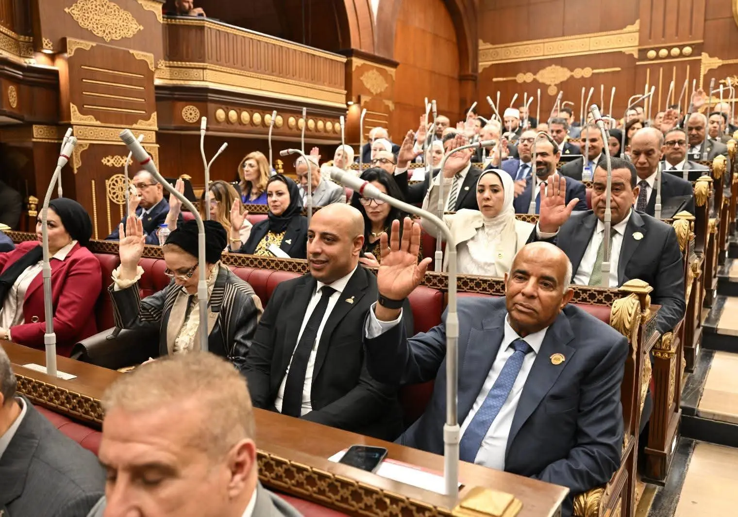 مجلس الشيوخ يقر قانون حماية المنافسة ويعزز صلاحيات الجهاز الرقابي لمواجهة الممارسات الاحتكارية - 1000520081
