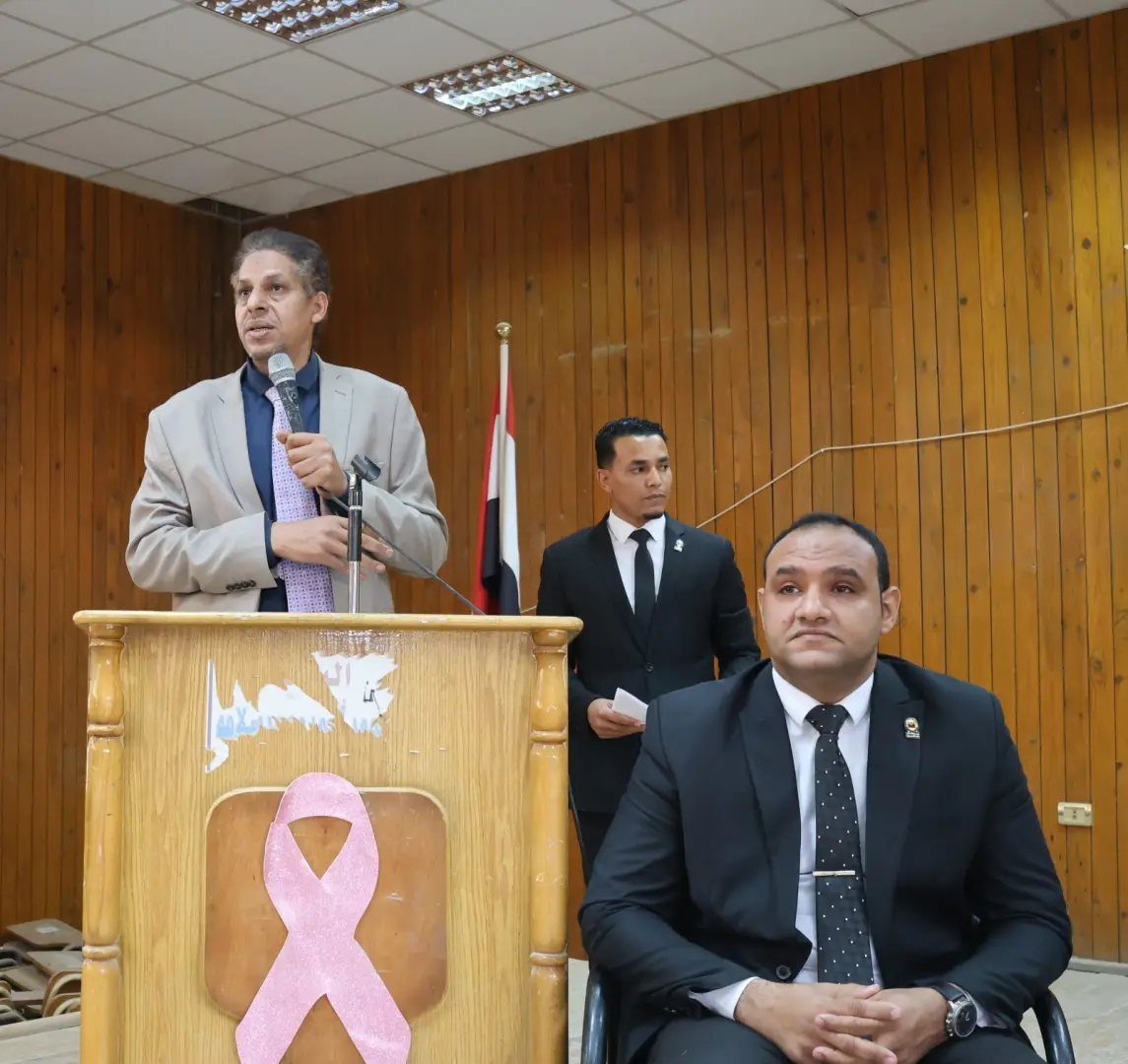 انطلاق فعاليات المؤتمر الطلابي الأول لكلية الآداب بجامعة قنا - 1000521941