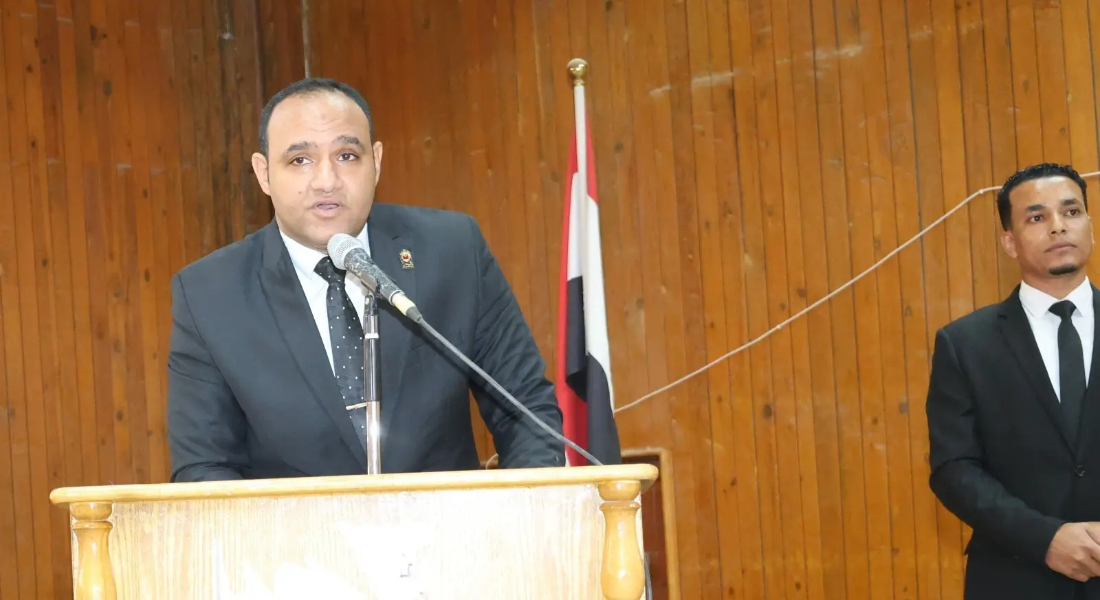 انطلاق فعاليات المؤتمر الطلابي الأول لكلية الآداب بجامعة قنا - 1000521945