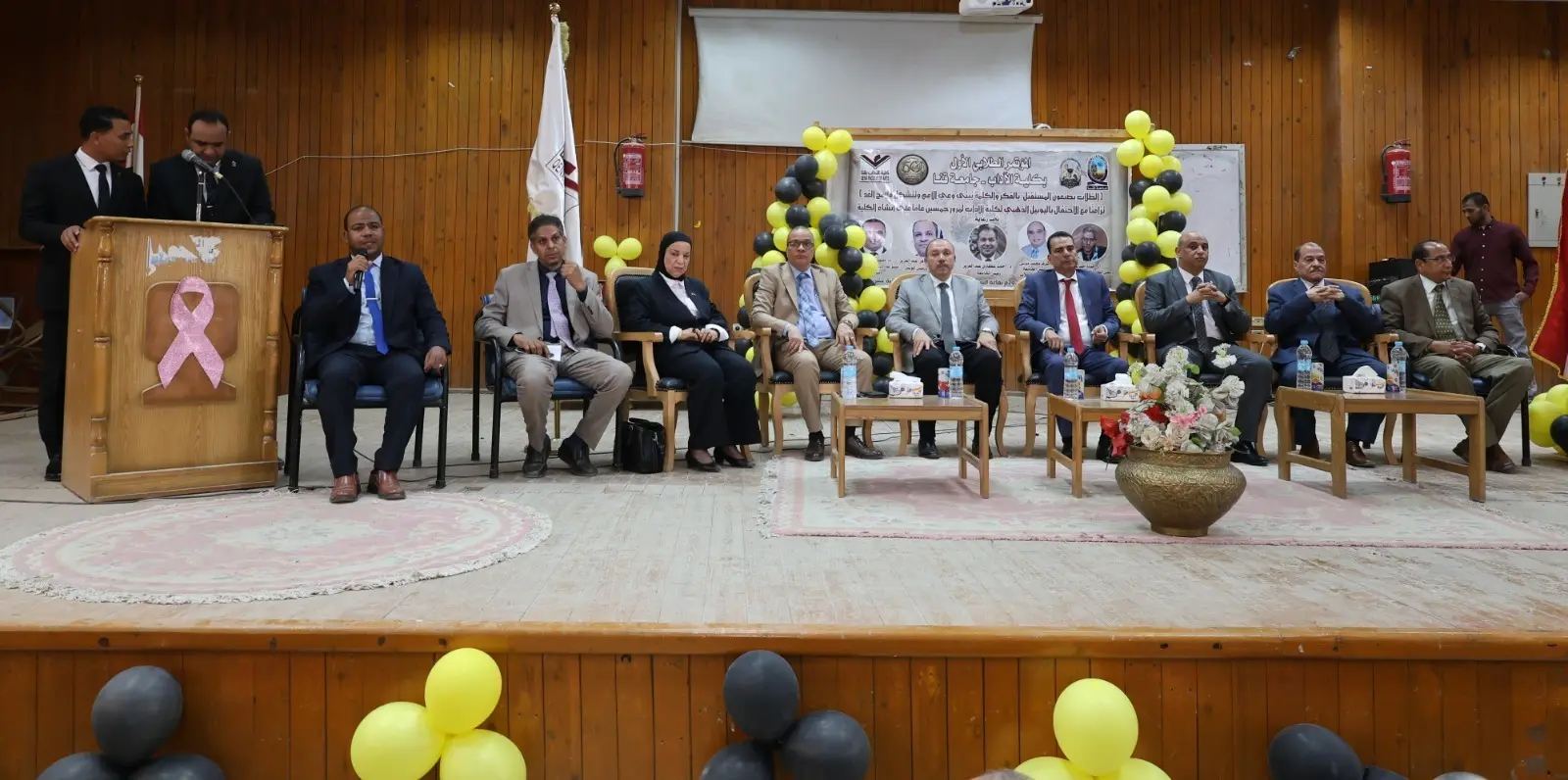 انطلاق فعاليات المؤتمر الطلابي الأول لكلية الآداب بجامعة قنا - 1000521949