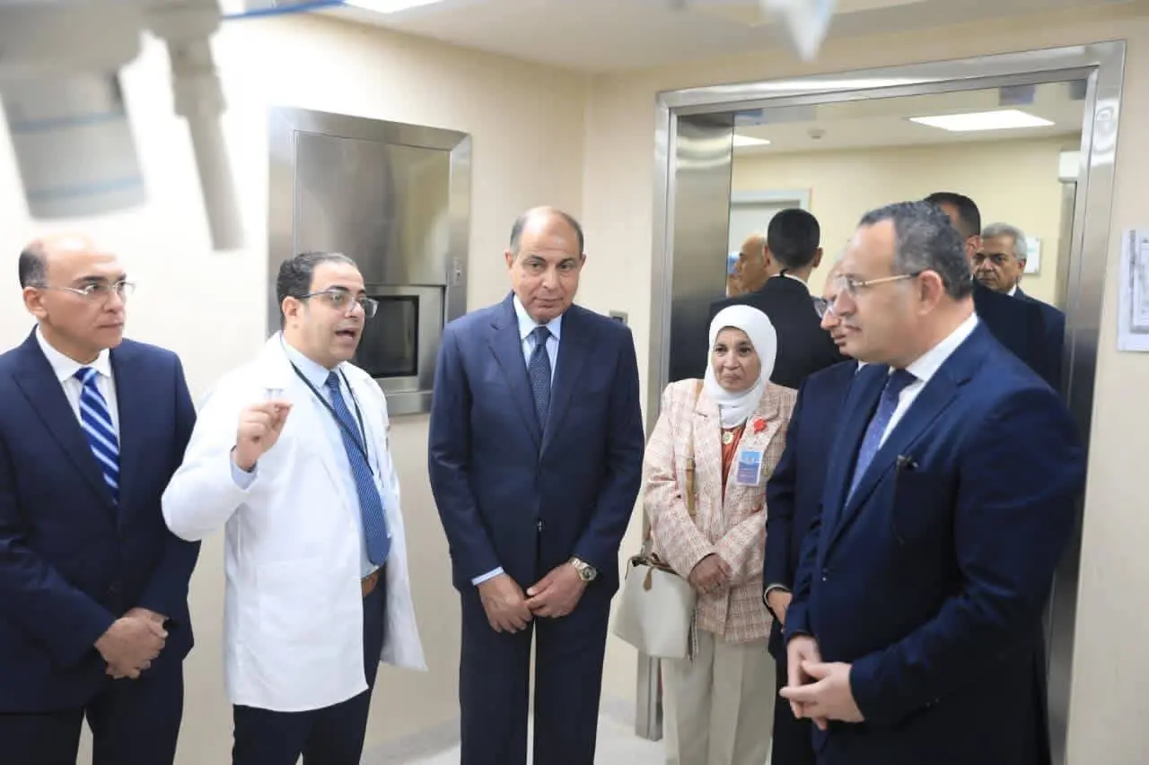 بتكلفة 300 مليون جنيه.. “قنصوة” يفتتح مستشفى استقبال ورعاية الأطفال بجامعة المنيا - 1000522861 1