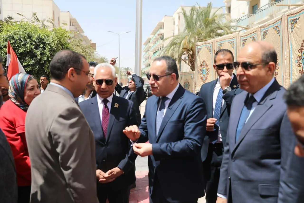 وزير التعليم العالي يفتتح مشروعات تعليمية وخدمية بجامعة المنيا بتكلفة 350 مليون جنيه