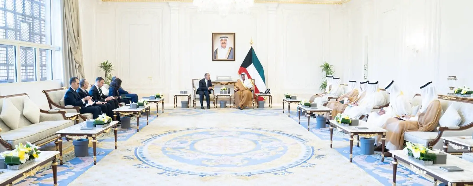وزير الخارجية يلتقي مع الشيخ صباح خالد الحمد المبارك الصباح ولي عهد دولة الكويت الشقيقة - 1000524849