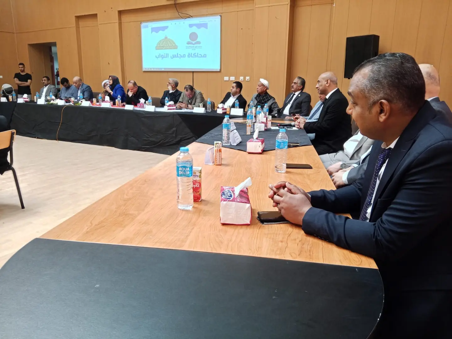 طلاب “النيل المصرية الدولية بقنا” يناقشون عمالة الأطفال في محاكاة متميزة لمجلس النواب - 1000525201