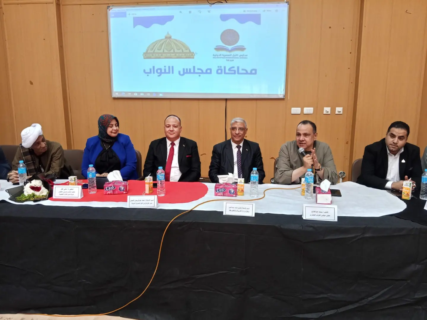 طلاب “النيل المصرية الدولية بقنا” يناقشون عمالة الأطفال في محاكاة متميزة لمجلس النواب - 1000525225