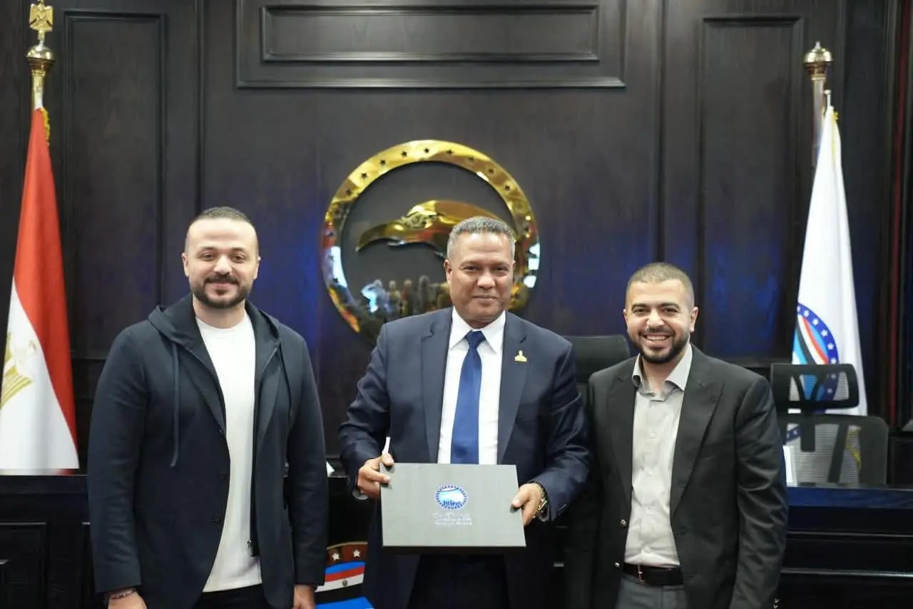 “مستقبل وطن” يكرم كوادر أمانة العمل الجماهيري في المحافظات - 1000525604