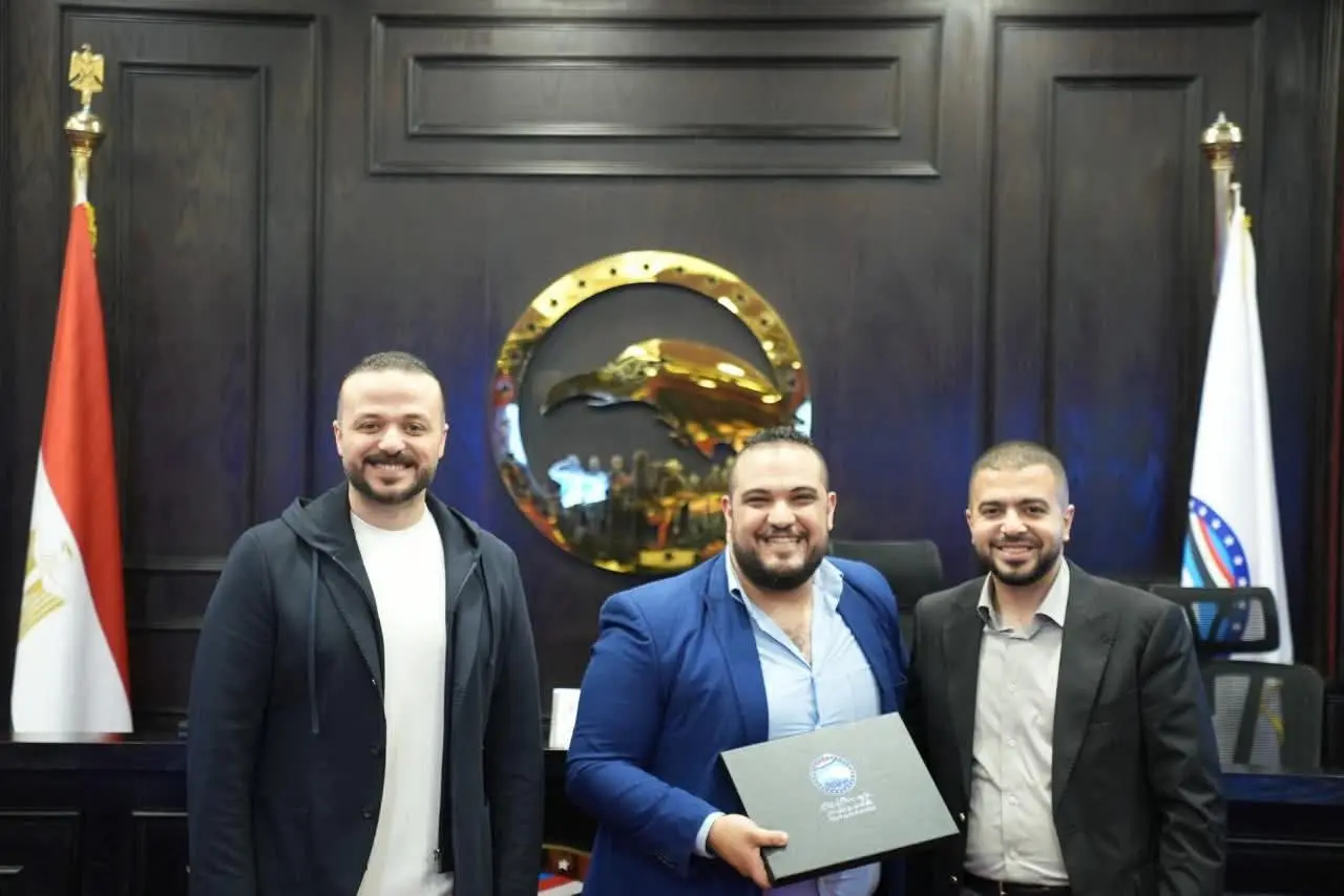 “مستقبل وطن” يكرم كوادر أمانة العمل الجماهيري في المحافظات - 1000525613