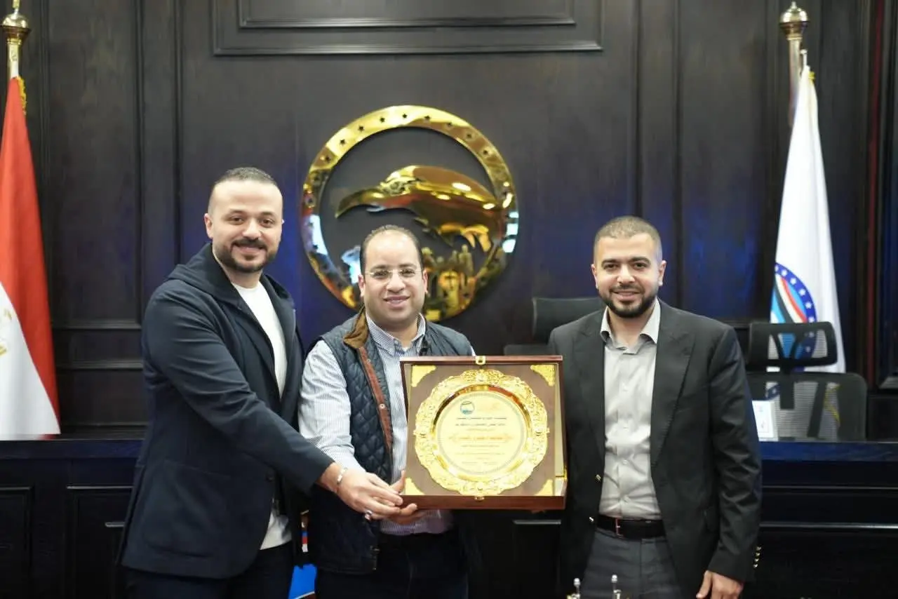 “مستقبل وطن” يكرم كوادر أمانة العمل الجماهيري في المحافظات - 1000525614