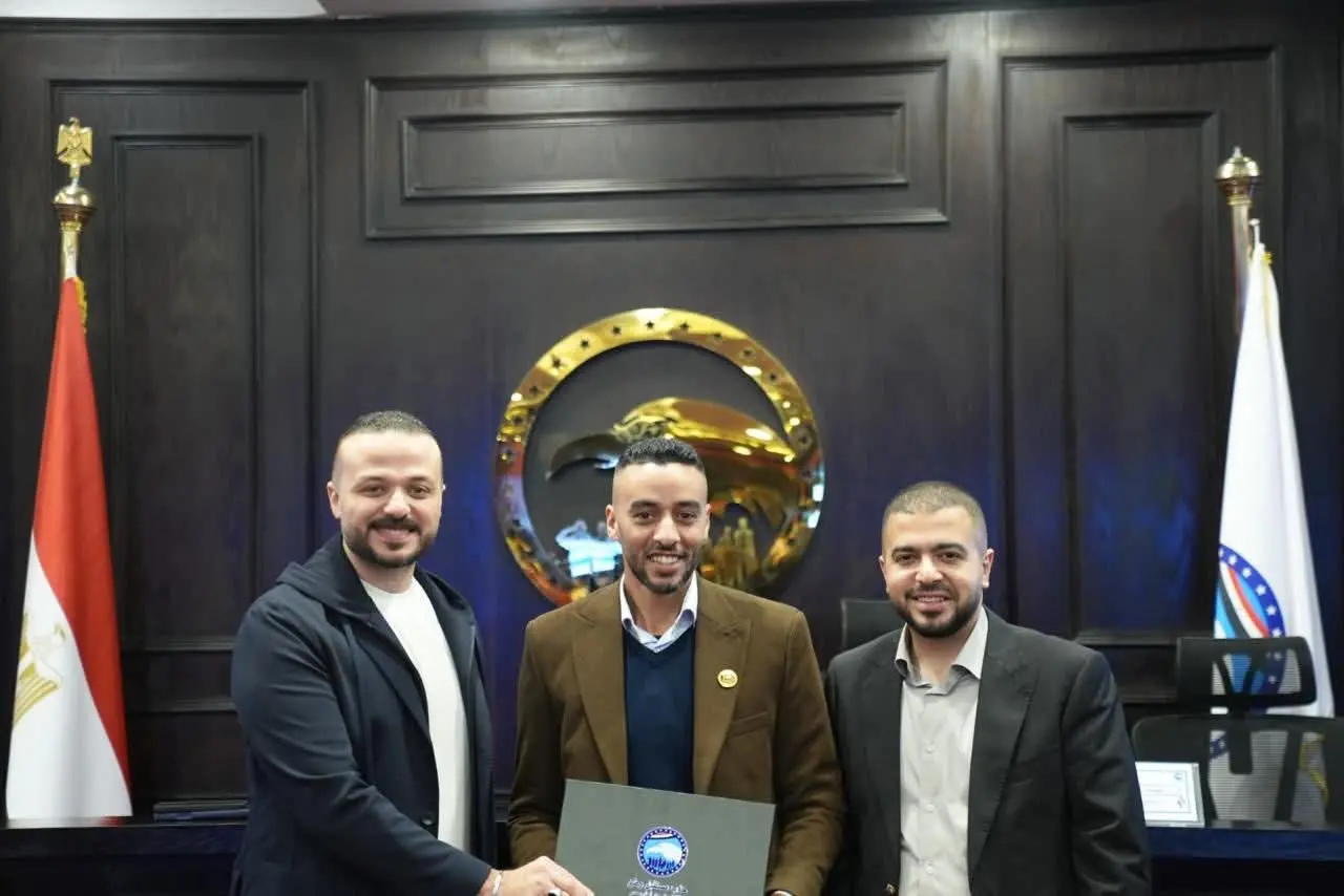 “مستقبل وطن” يكرم كوادر أمانة العمل الجماهيري في المحافظات - 1000525621