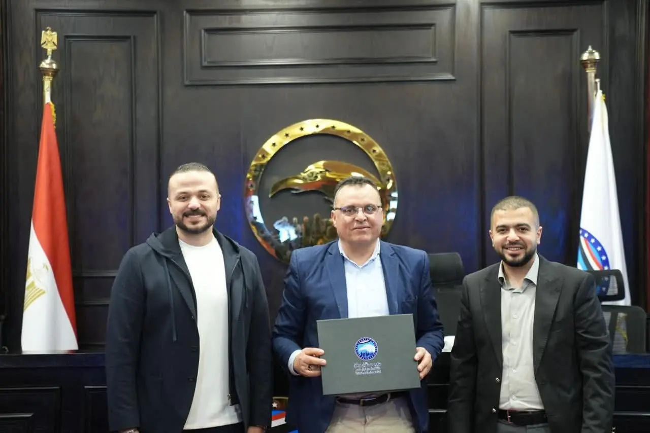 “مستقبل وطن” يكرم كوادر أمانة العمل الجماهيري في المحافظات - 1000525626