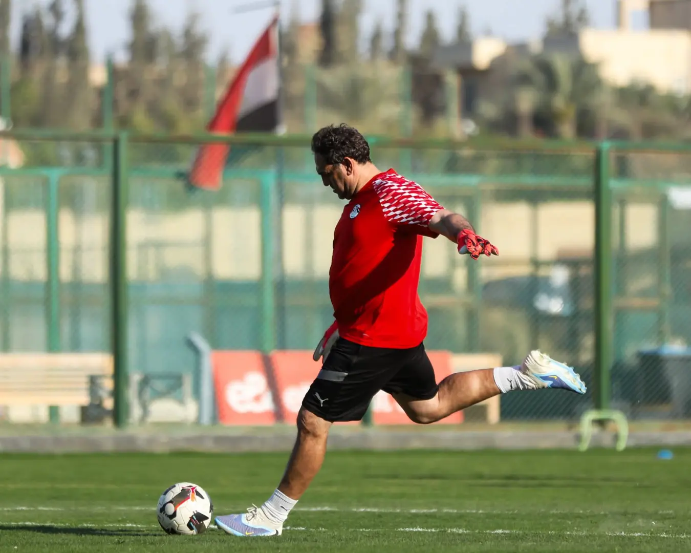 منتخب مصر للناشئين يواصل تدريباته استعدادا لأمم أفريقيا - 1000533520