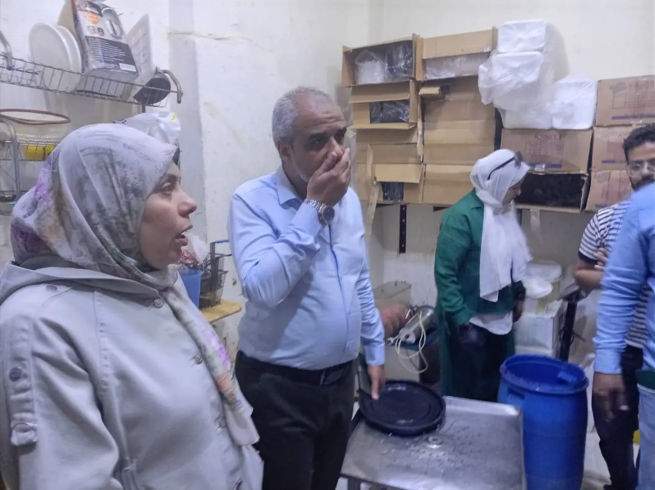 حملات تموينية مكثفة بقنا في شم النسيم.. ضبط فسيخ ورنجة فاسدة وتحرير 21 محضرًا - 1000535169