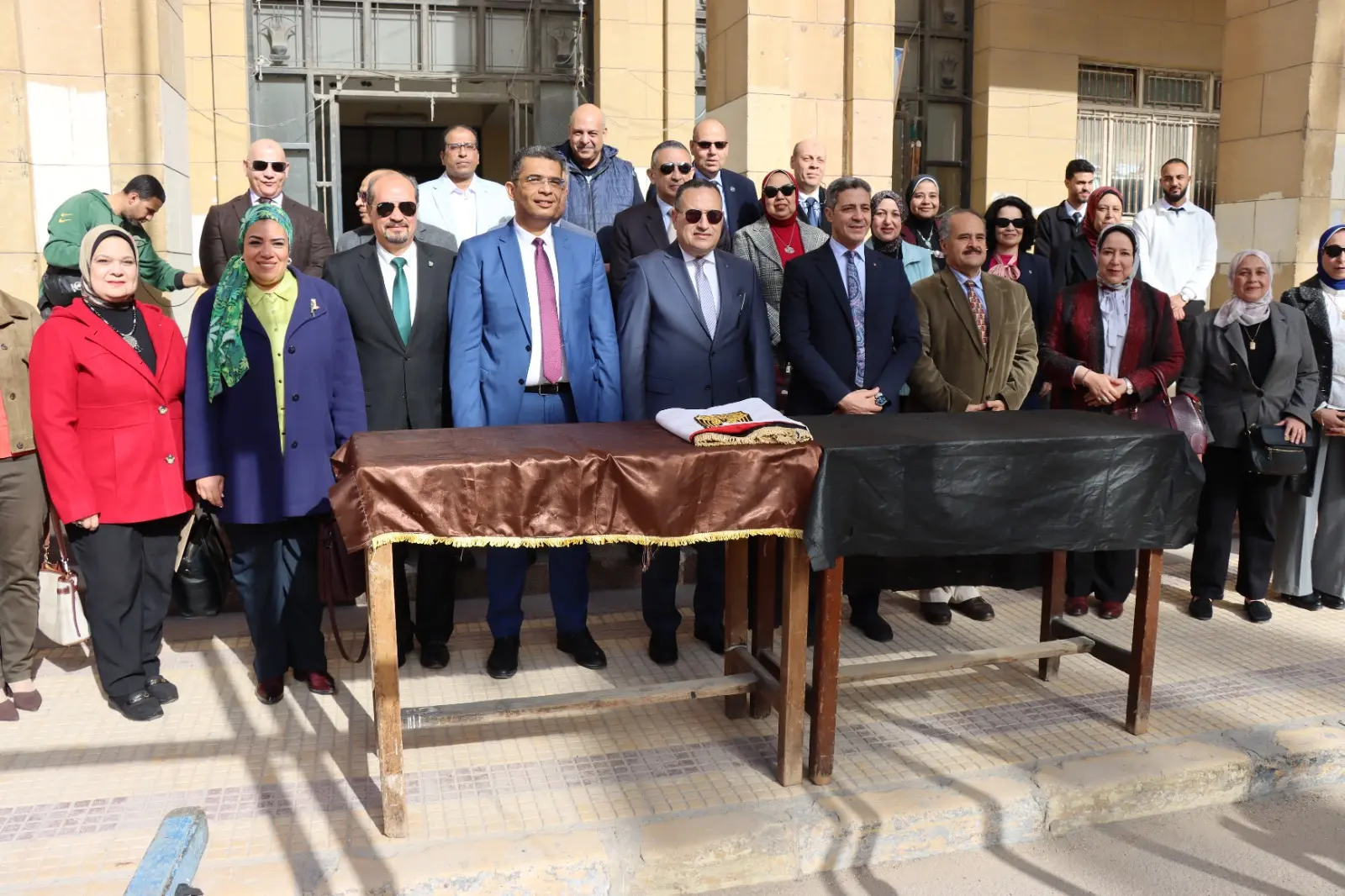 رئيس جامعة الإسكندرية يتفقد انتظام الدراسة بالفصل الدراسي الثاني