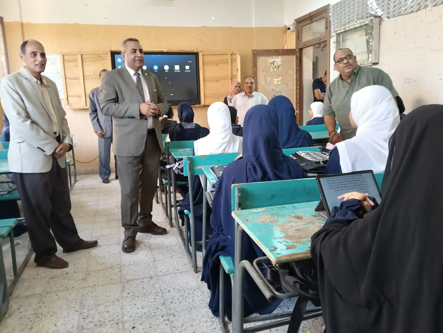 أحمد عبدالمحسن: البرمجة أداة لصناعة التكنولوجيا وتنمية التفكير - 1000542674
