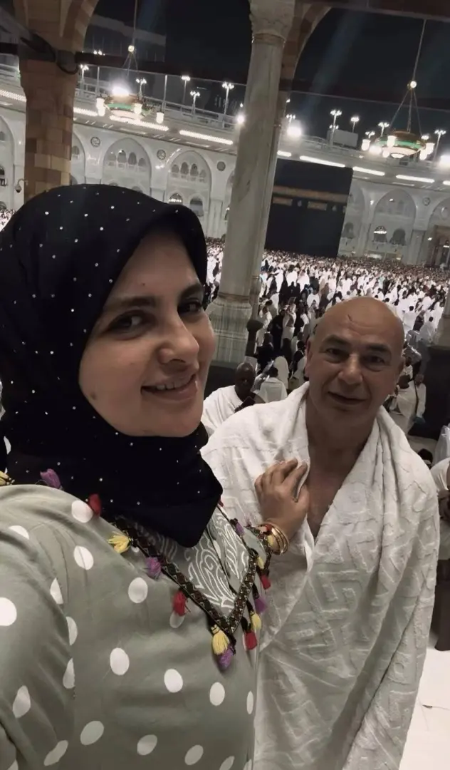 حسام حسن وزوجته يؤدون مناسك العمرة.. وتفاصيل "رحلة المونديال" لمواجهة البرازيل وإسبانيا