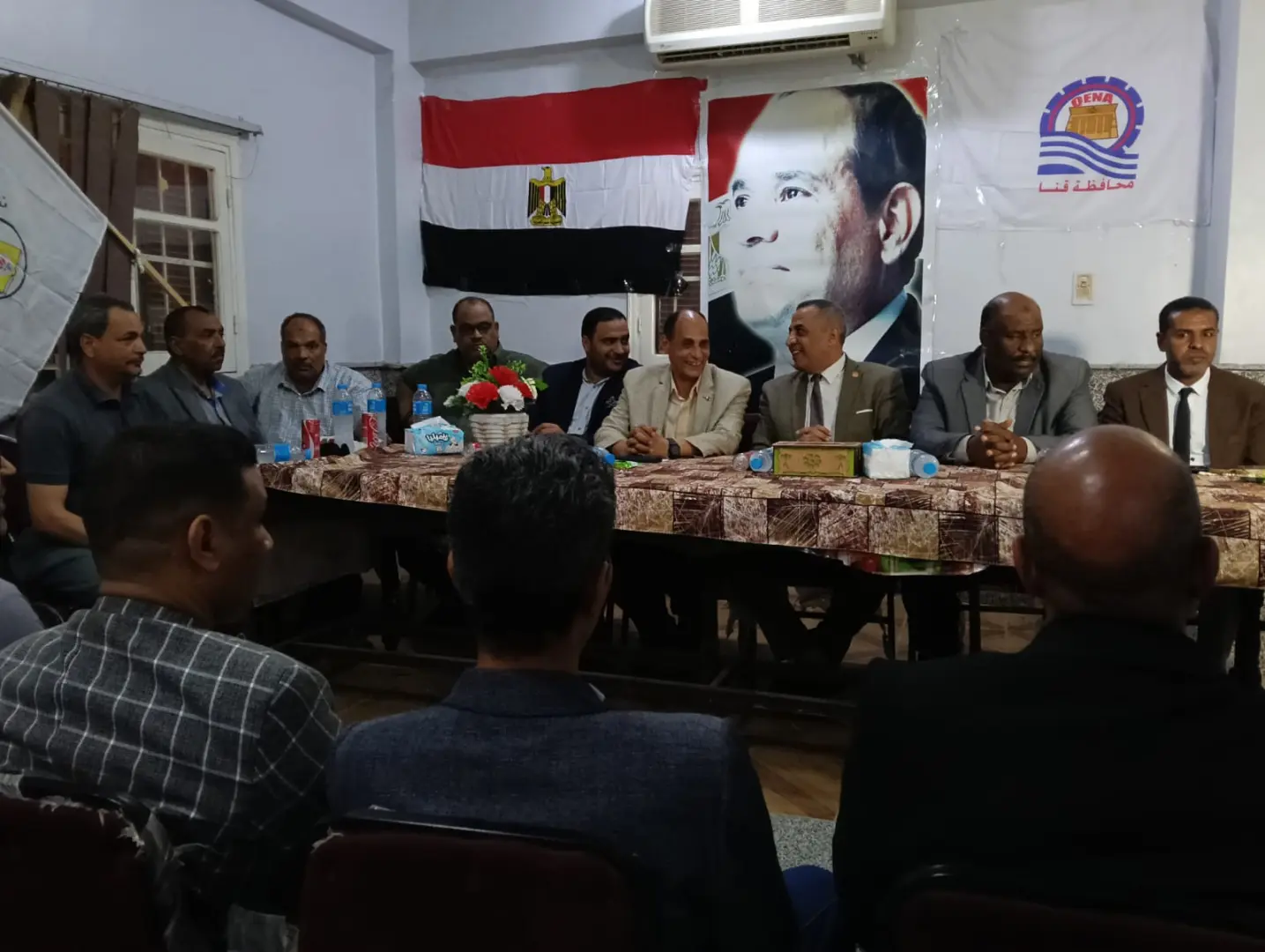 "عبدالمحسن" يكرم 29 طالبًا بتعليم قنا لحصولهم على شهادات دولية من “توفاس” اليابانية - 1000542882