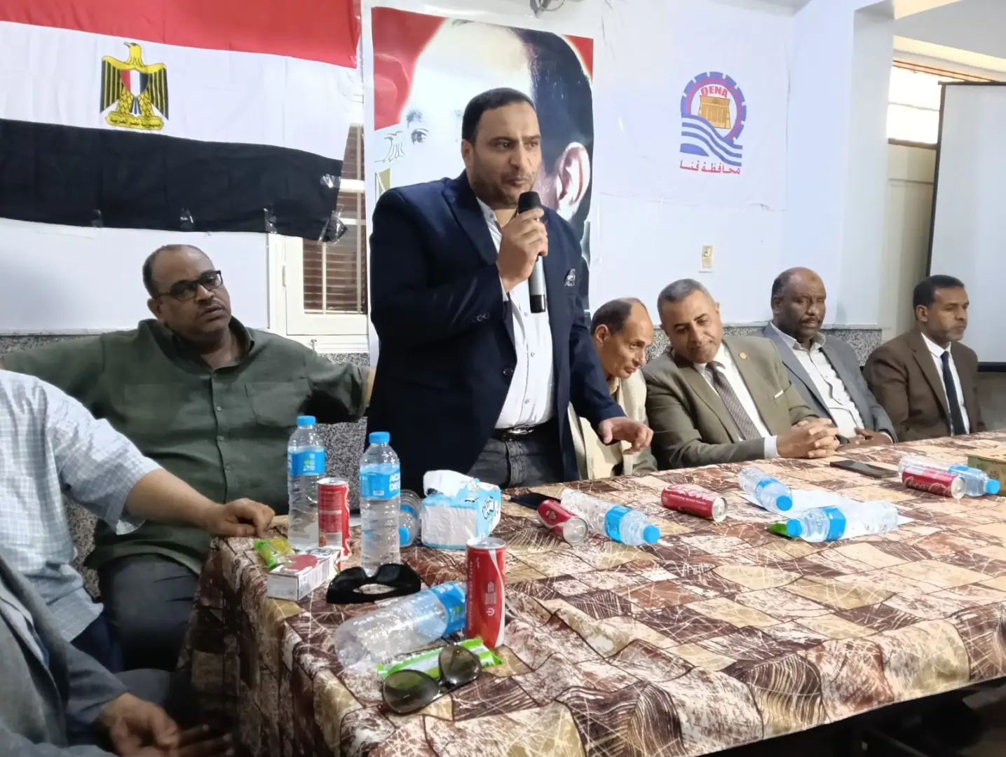 "عبدالمحسن" يكرم 29 طالبًا بتعليم قنا لحصولهم على شهادات دولية من “توفاس” اليابانية - 1000542888 1