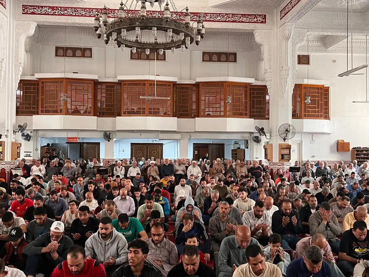 أوقاف القاهرة تُكثّف القوافل الدعوية بـ70 إمامًا لتعزيز دور المساجد المحورية - 1000545310