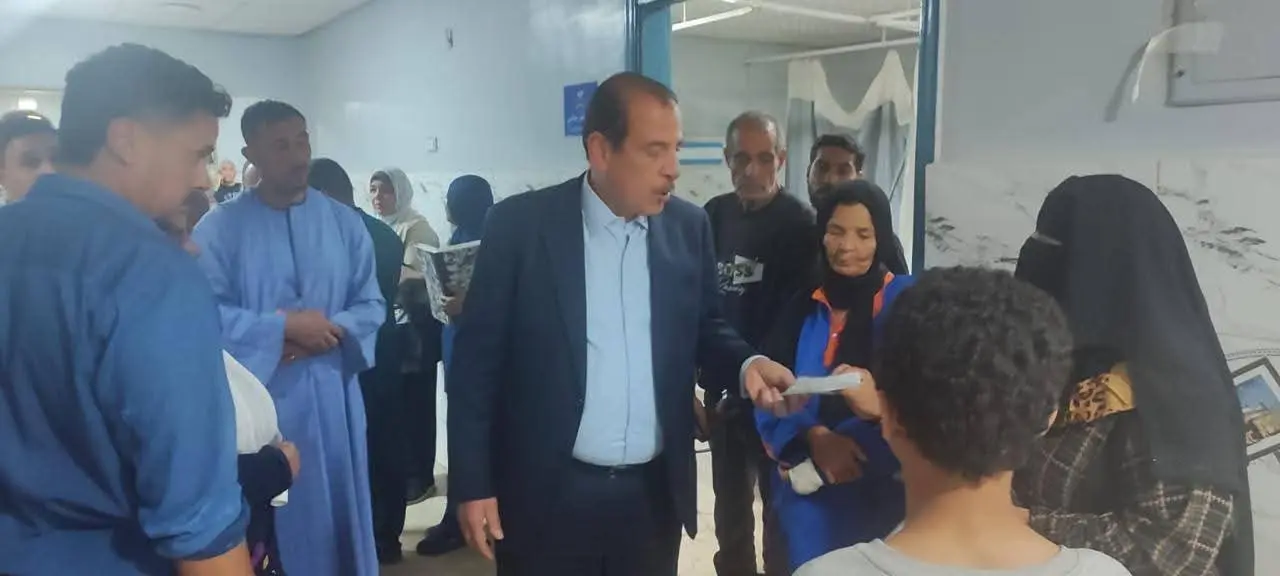 نائب وزير الصحة يفاجئ مستشفى 6 أكتوبر المركزي بزيارة مسائية.. ويُحيل المقصرين للتحقيق - 1000545414