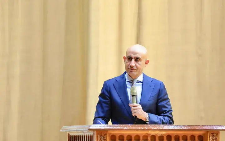 وزير التربية والتعليم يعقد لقاءً موسعًا مع 1500 خبير لتطوير جودة التعليم بالمدارس - 1000546981 1