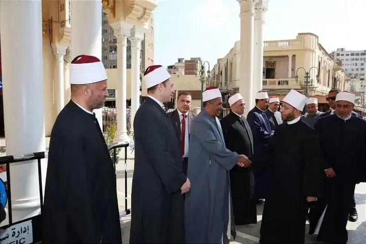 وزير الأوقاف يتفقد مسجد السيد البدوي بطنطا - 1000547257