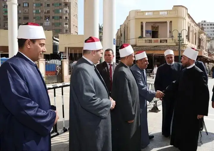 وزير الأوقاف يتفقد مسجد السيد البدوي بطنطا - 1000547258