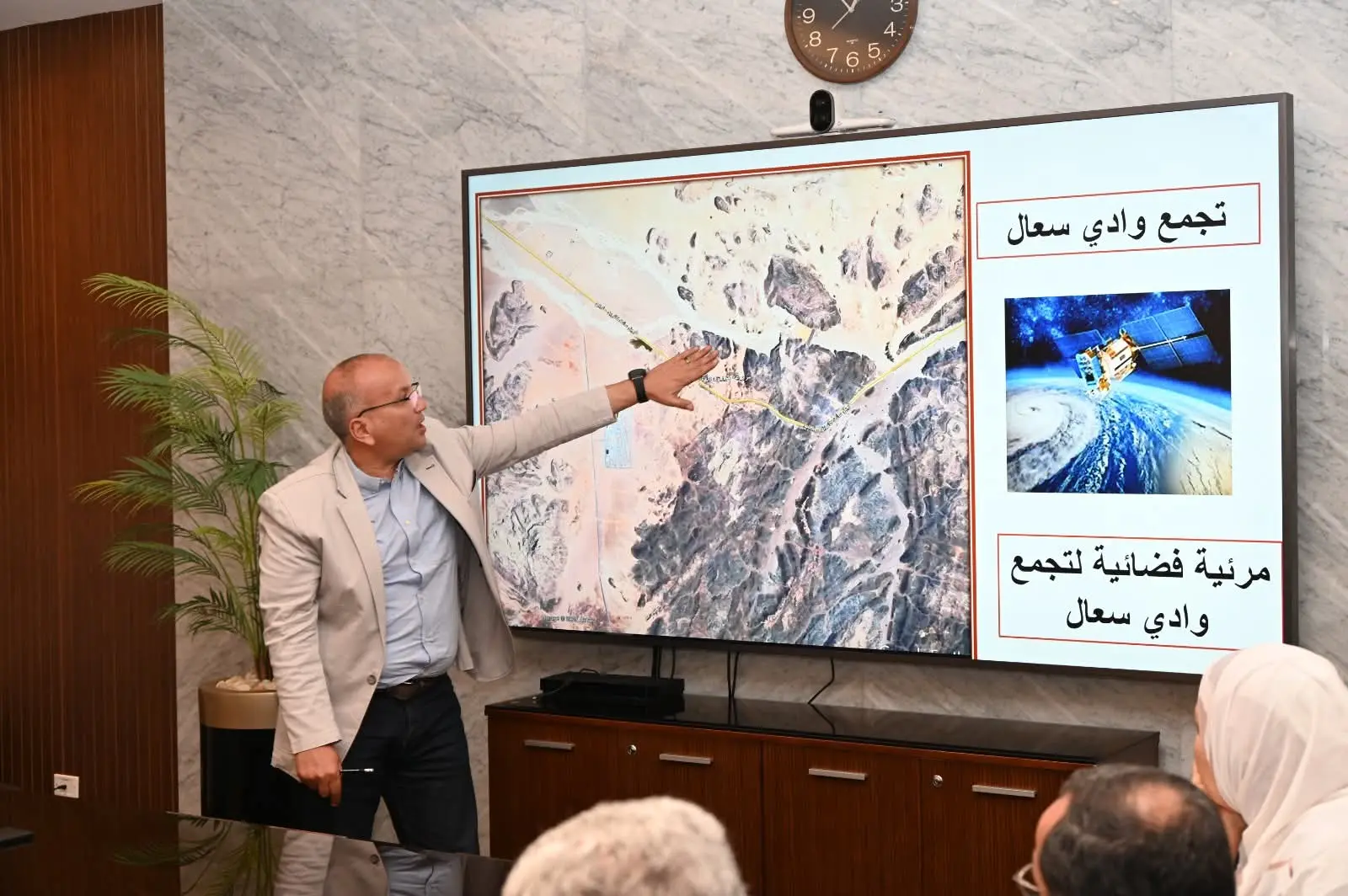 جنوب سيناء تقود خطة متكاملة لدعم متضرري سانت كاترين - 1000547414 1