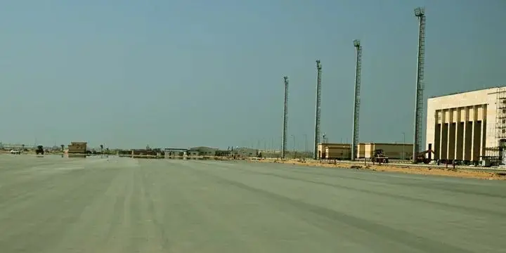 رئيس الوزراء يتابع الموقف التنفيذي لمشروع تطوير مطار العريش الدولي - 1000549890