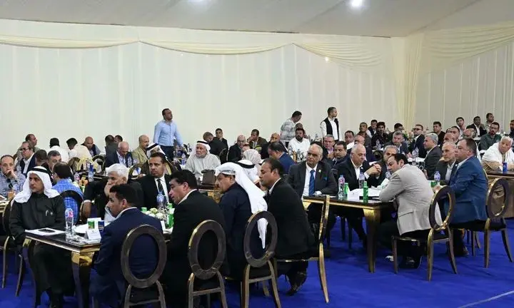 رئيس الوزراء يلتقي عدداً من أعضاء مجلسي النواب والشيوخ وكبار مشايخ وعواقل سيناء - 1000550085