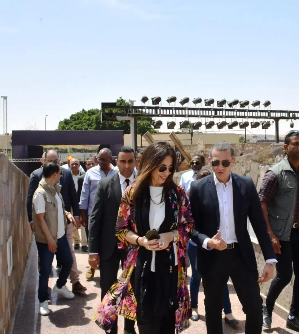 وزيرة الثقافة توجه بإطلاق «سينما الشعب» في أسوان وتطوير مسرح فوزي فوزي - 1000552300