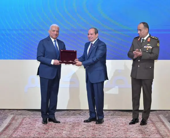 الرئيس السيسي يصدق على تعيين الفريق أول عبد المجيد صقر مساعدا لرئيس الجمهورية