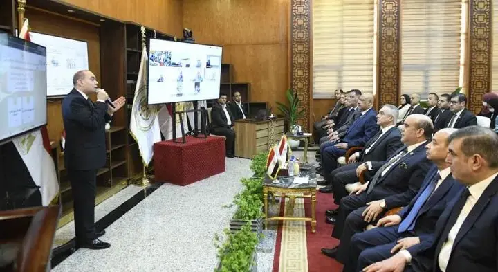 وزير العدل يدشن منظومة الربط الإلكتروني لتعليق الخدمات الحكومية للممتنعين عن سداد النفقة - 1000552756