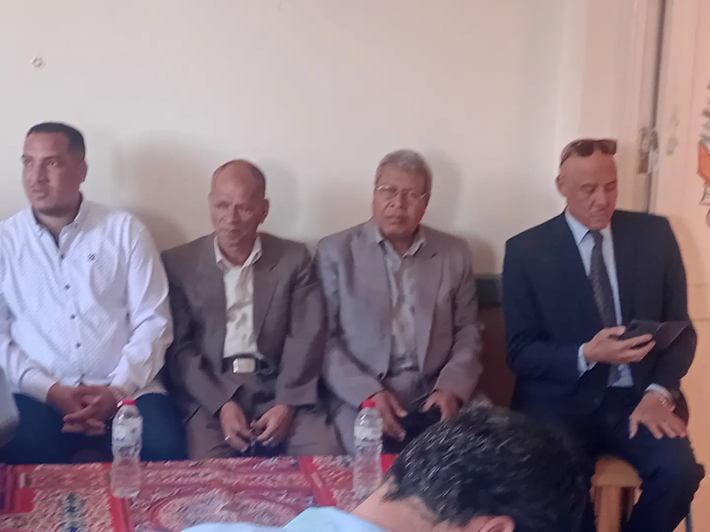 الأوسط قمولا الثانوية بنقادة تكرم المتفوقين وحفظة القرآن الكريم - 1000553634