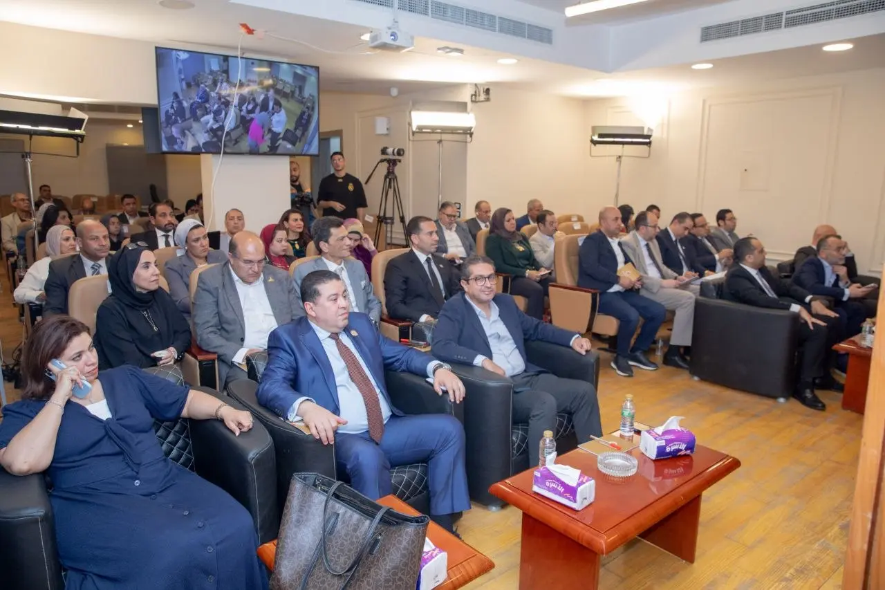 حزب الشعب الجمهوري ينظم جلسة حوارية لبحث قانون الأحوال الشخصية وطرح رؤى متوازنة لدعم استقرار الأسرة - 1000554411
